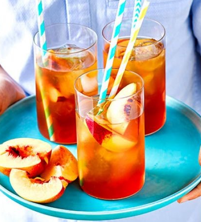  Cool Down in Style: 10 Must-Try Summer Drinks (Alcoholic & Non-Alcoholic)